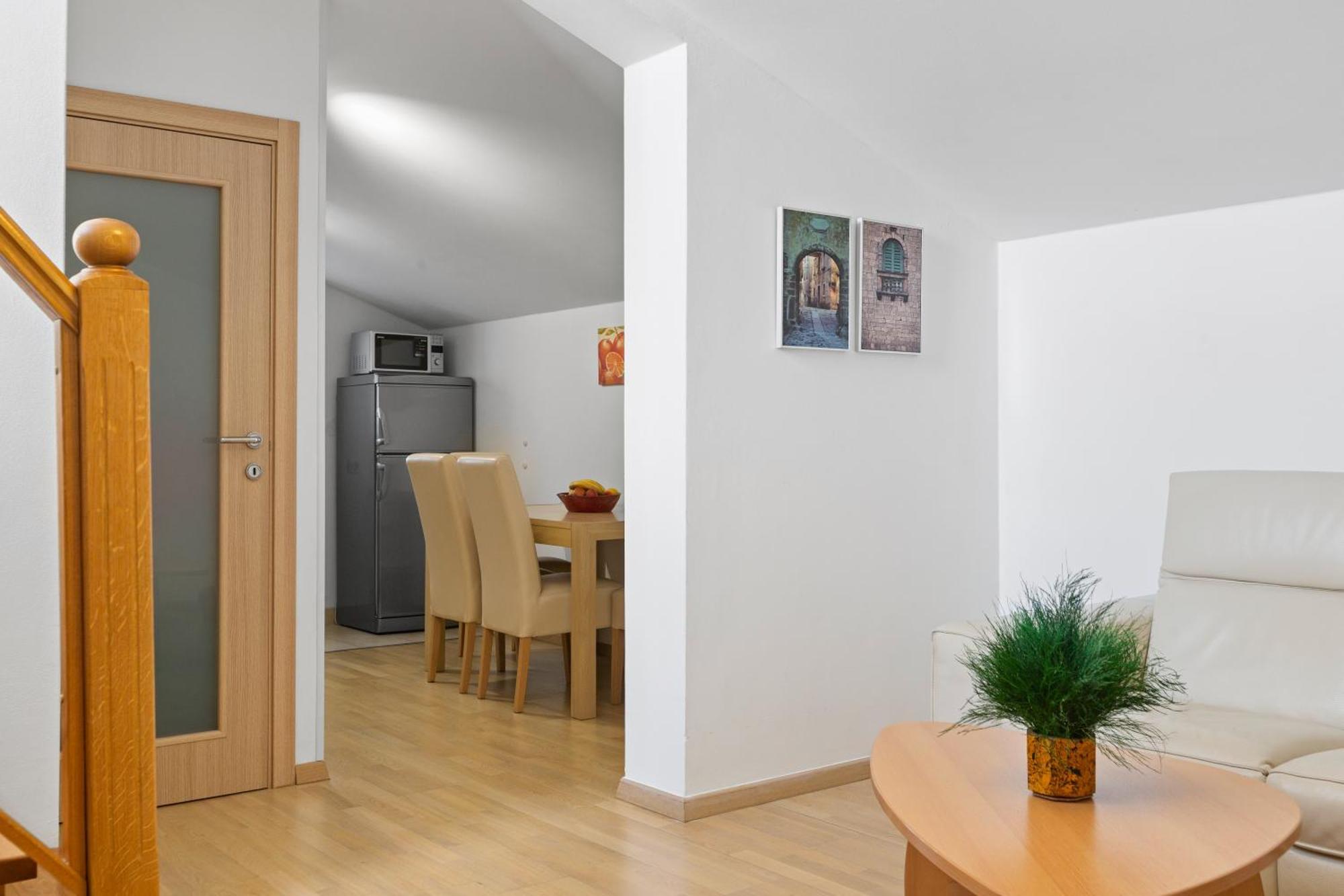 Apartament Zanini *
