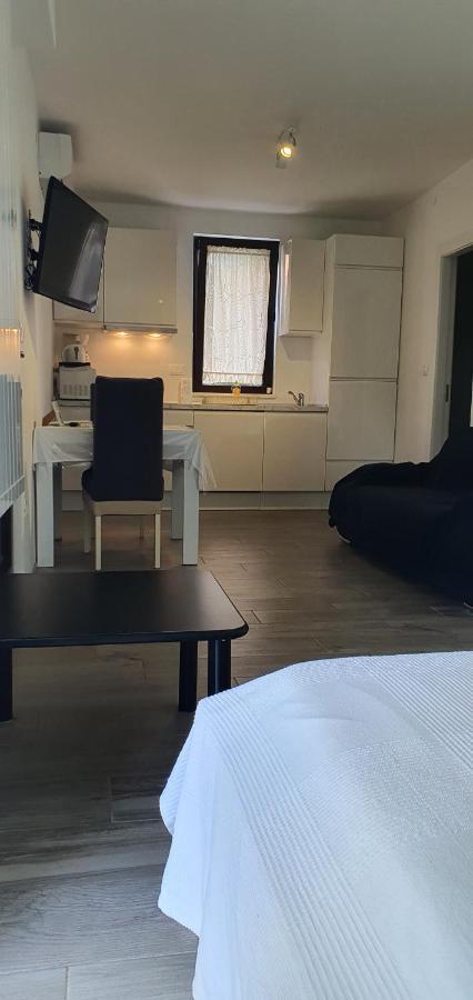 Zanini Apartmán
